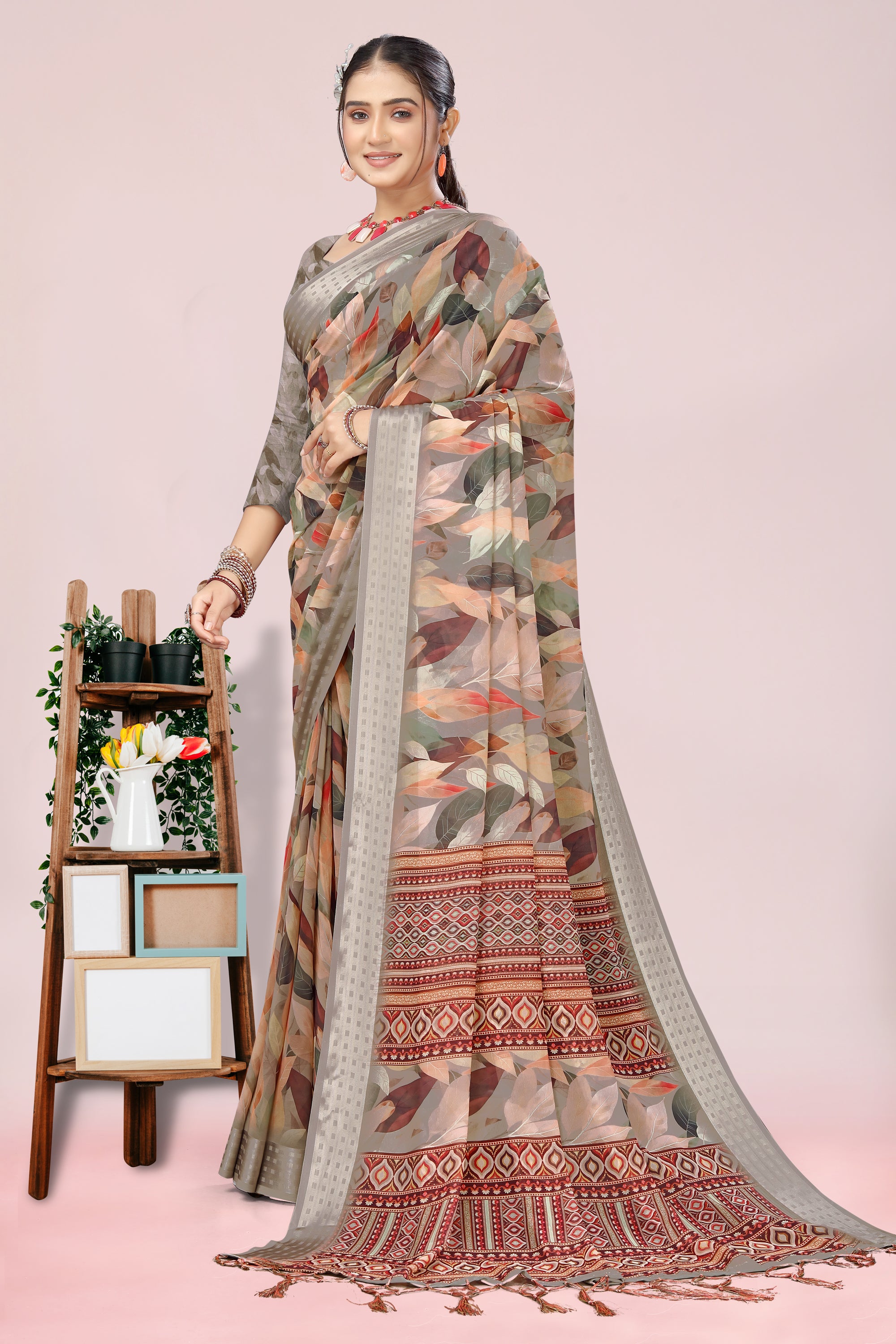 Nithi Plastel Brown Weightless Saree