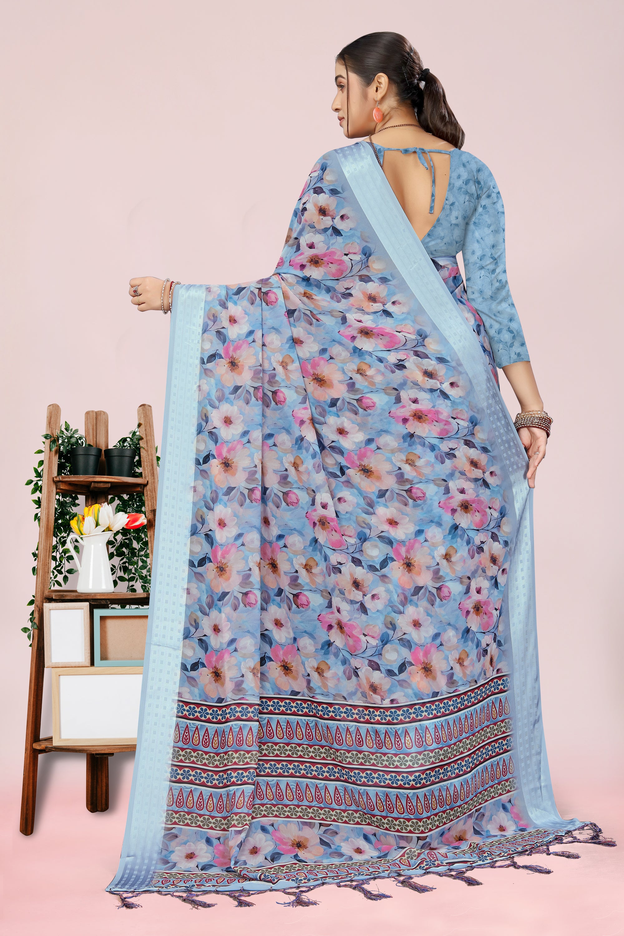 Nithi Pleasant Blue Weightless Saree