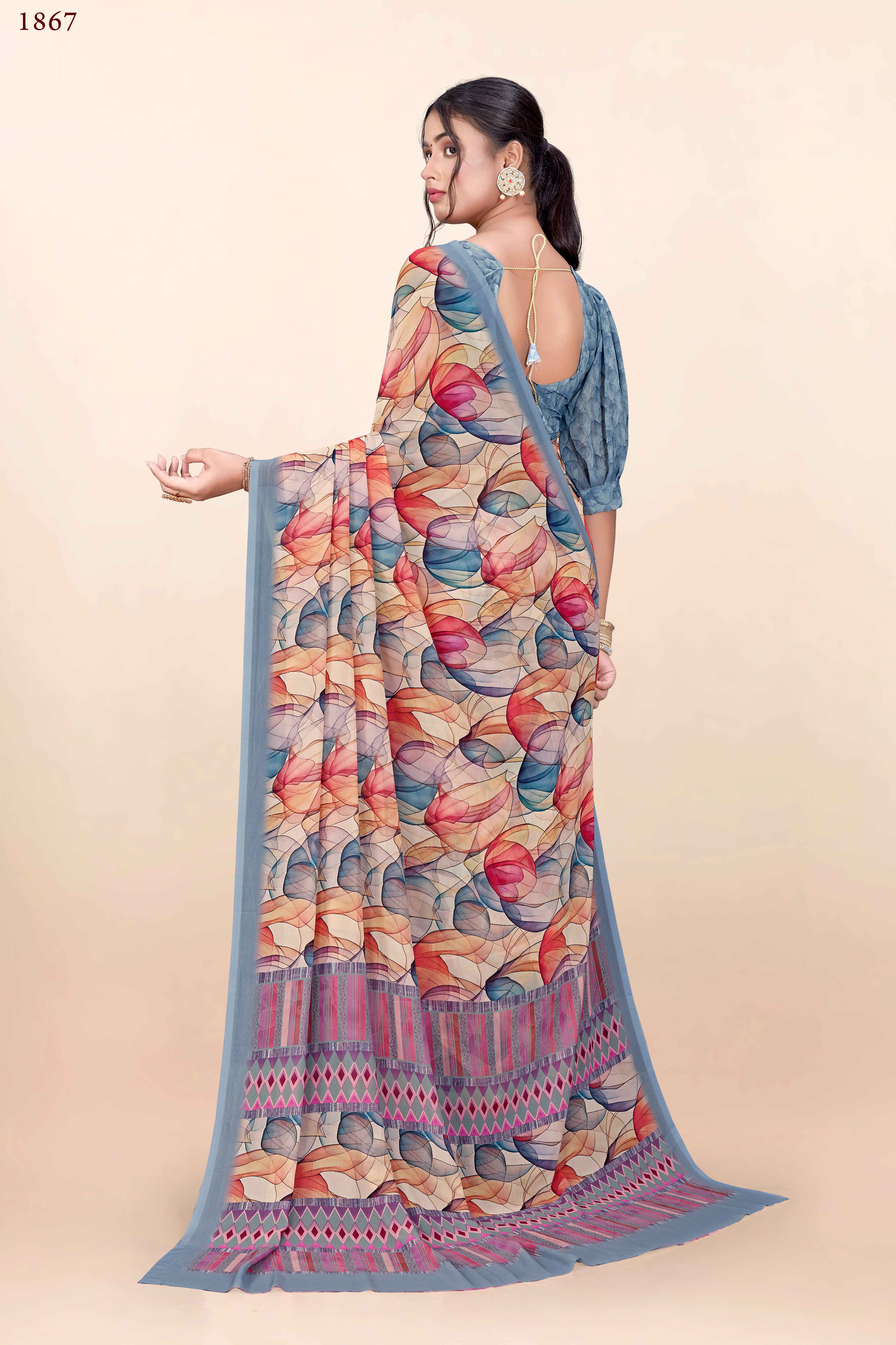 Greyish Red Geometrical Weightless Milli Saree