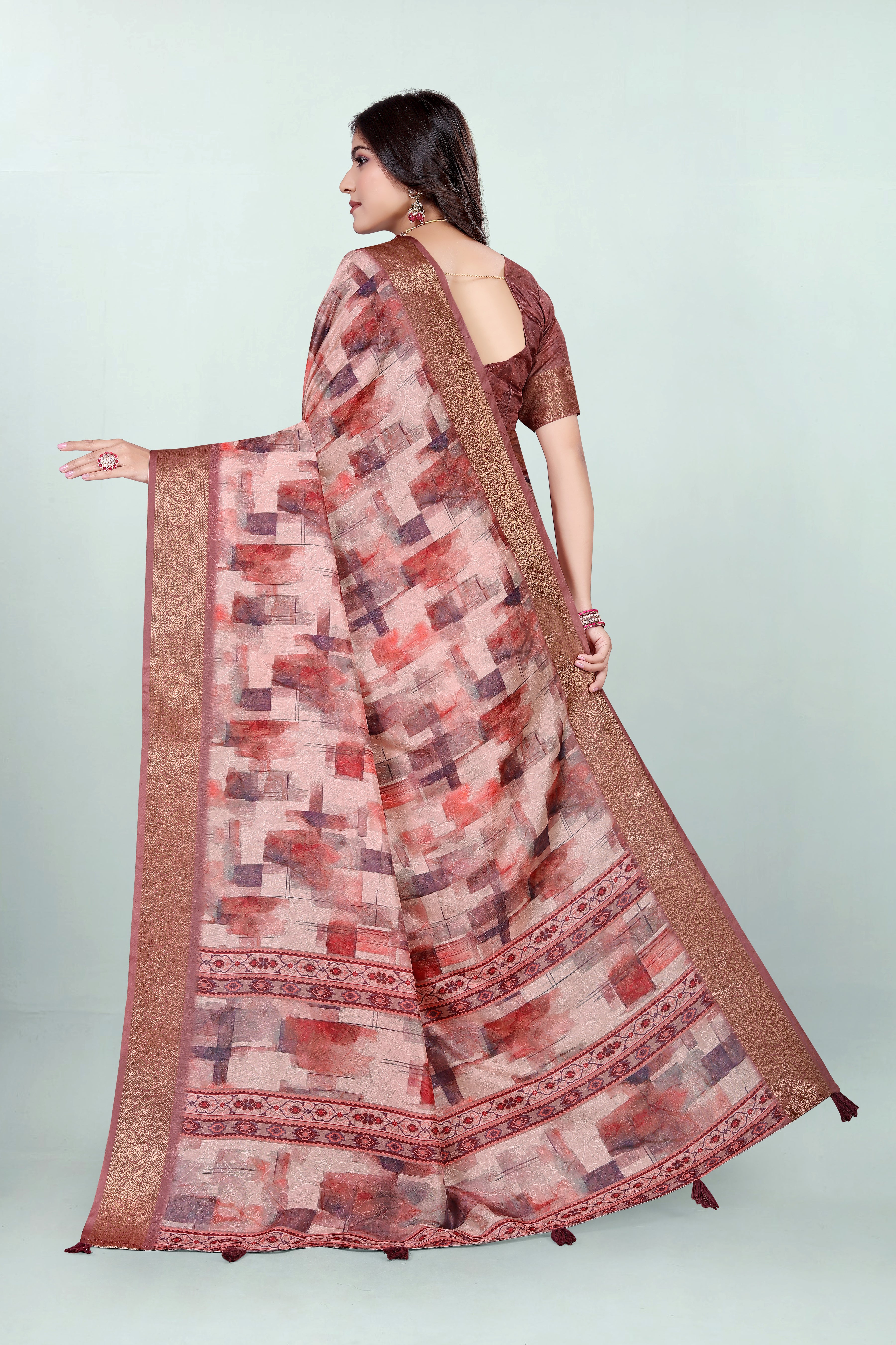 Krishna Geometrical Maroon Self Jacquard Silk Saree