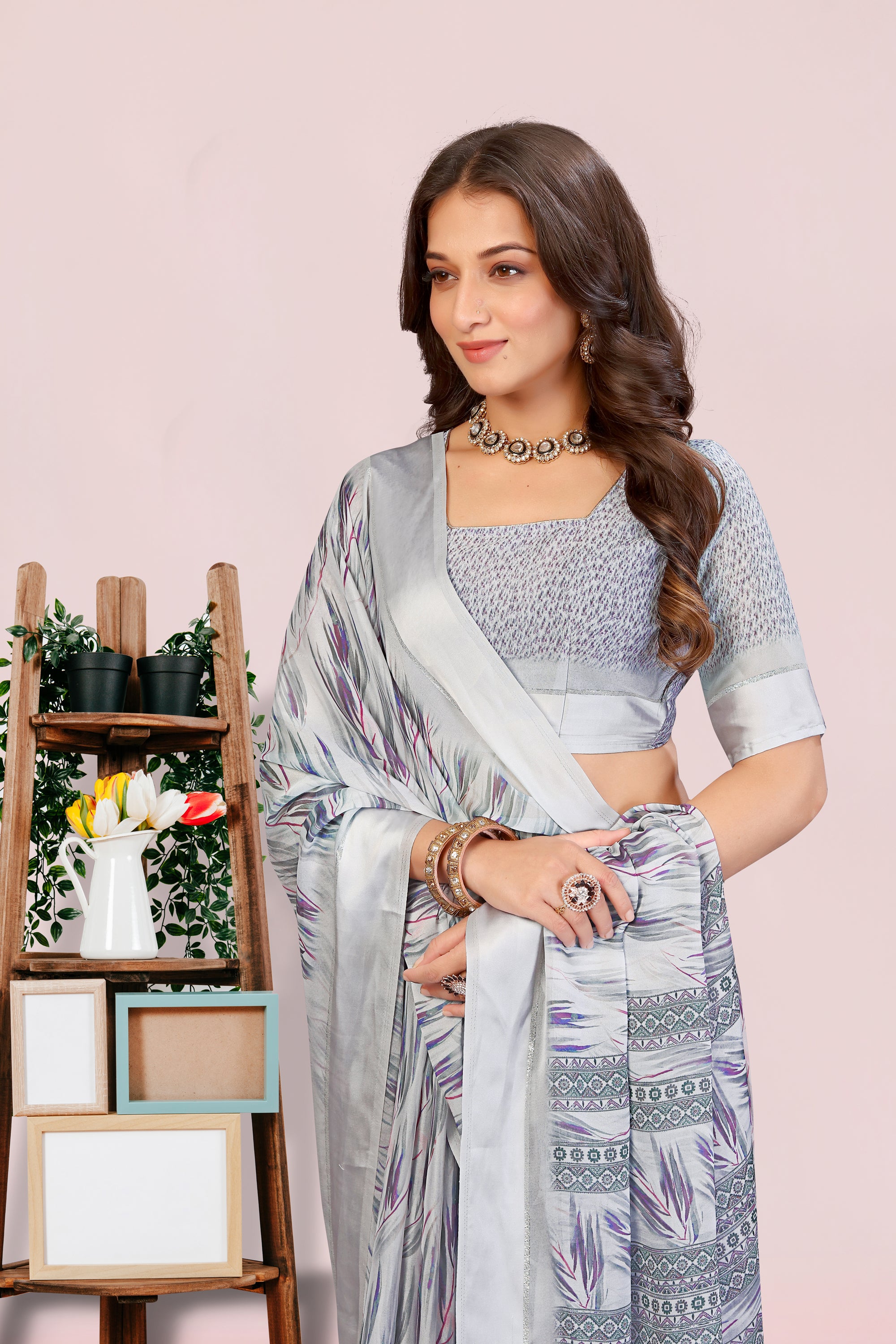 Amita Pastel Silverfish Dull Moss with Satin Border
