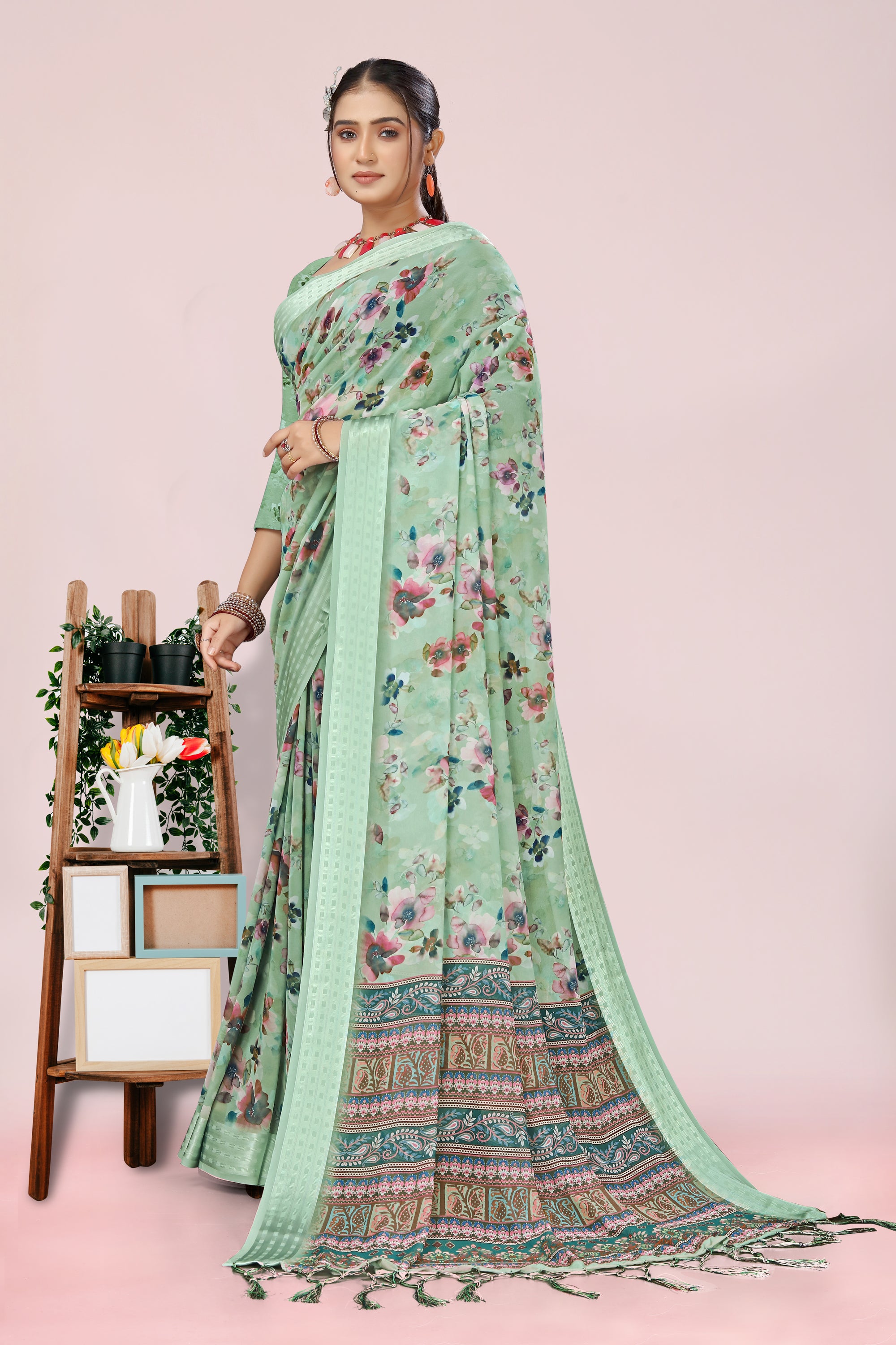 Nithi Cool Green Weightless Saree