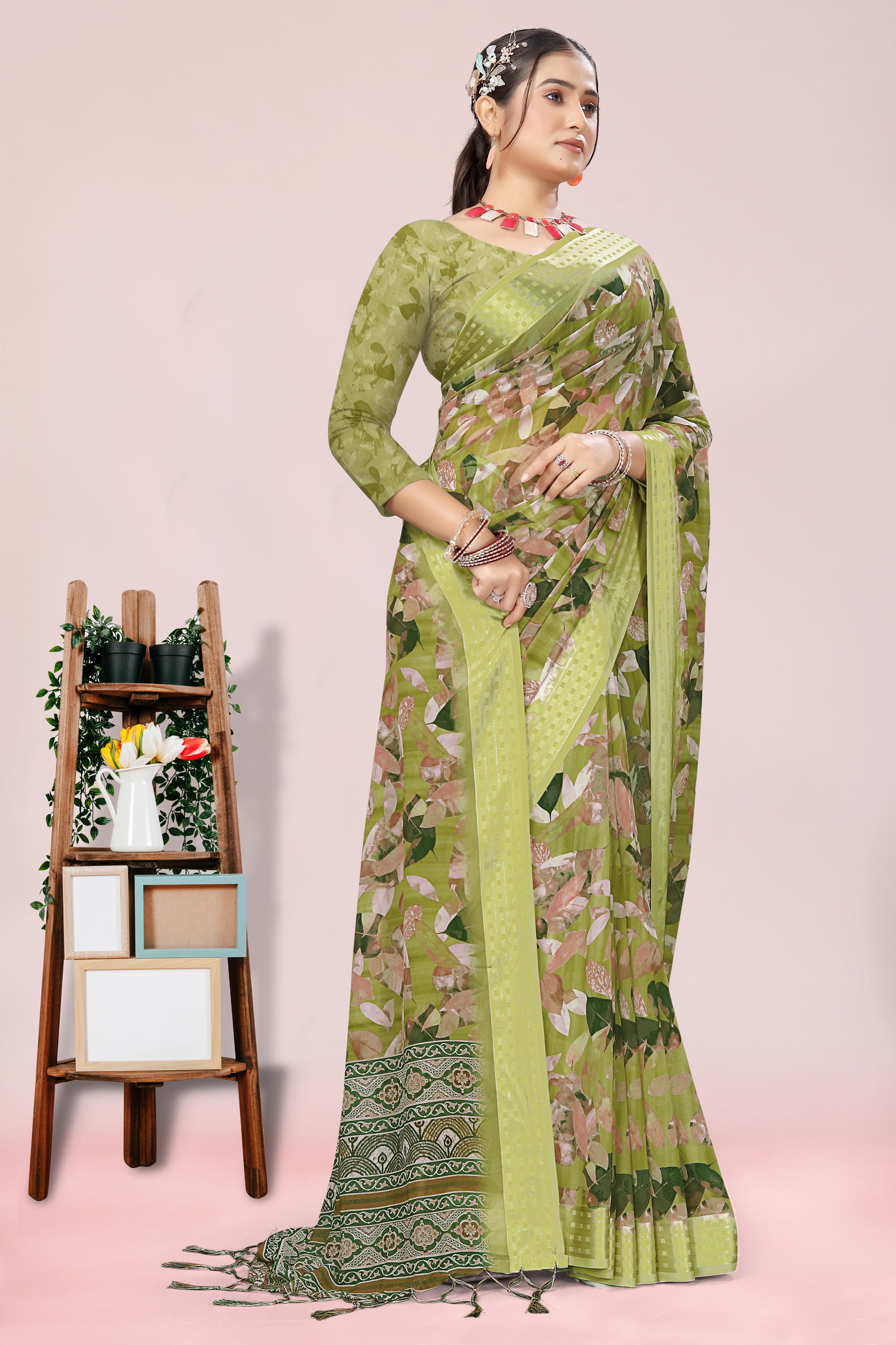 Nithi Mehandi Green Weightless Saree