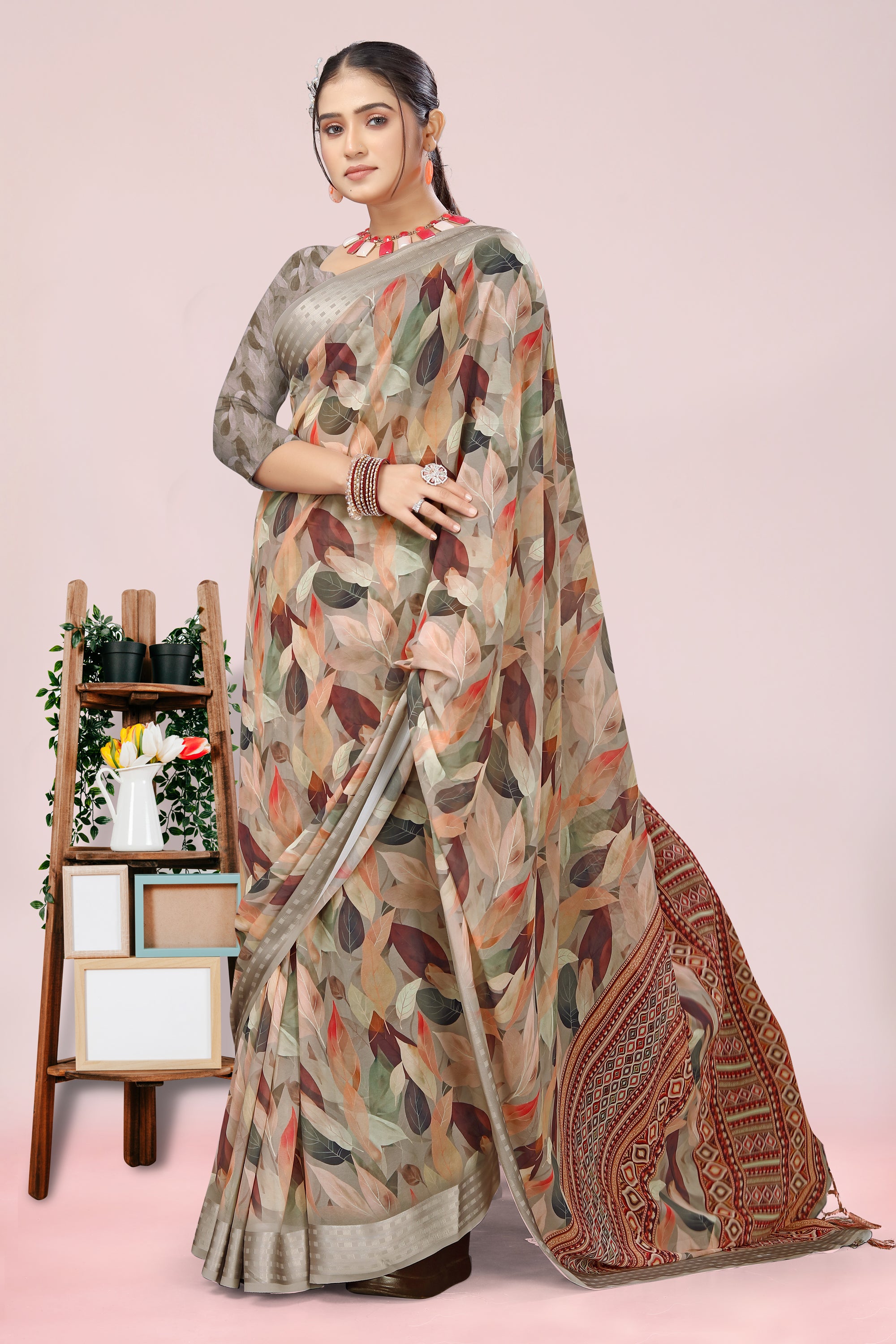 Nithi Plastel Brown Weightless Saree