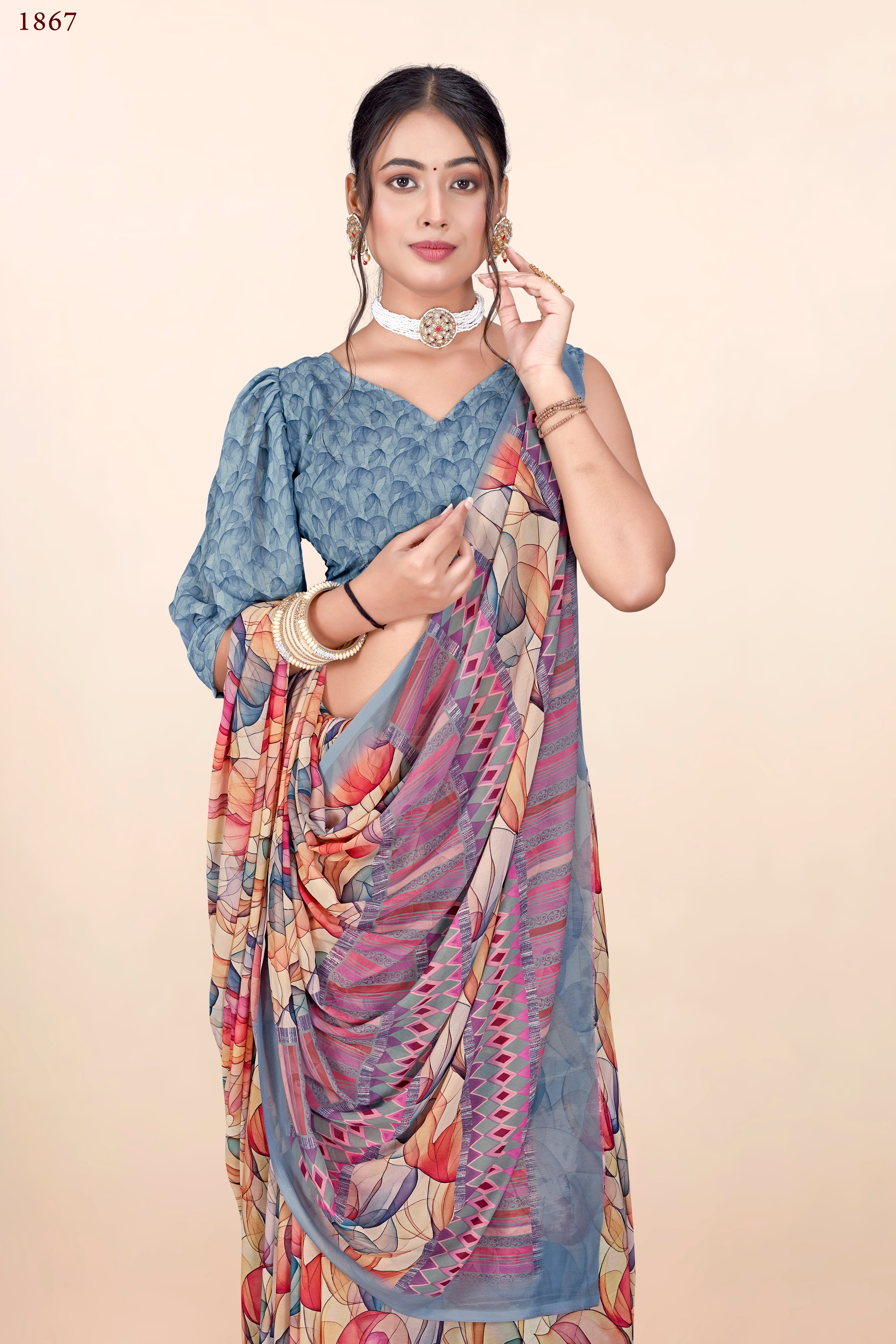 Greyish Red Geometrical Weightless Milli Saree